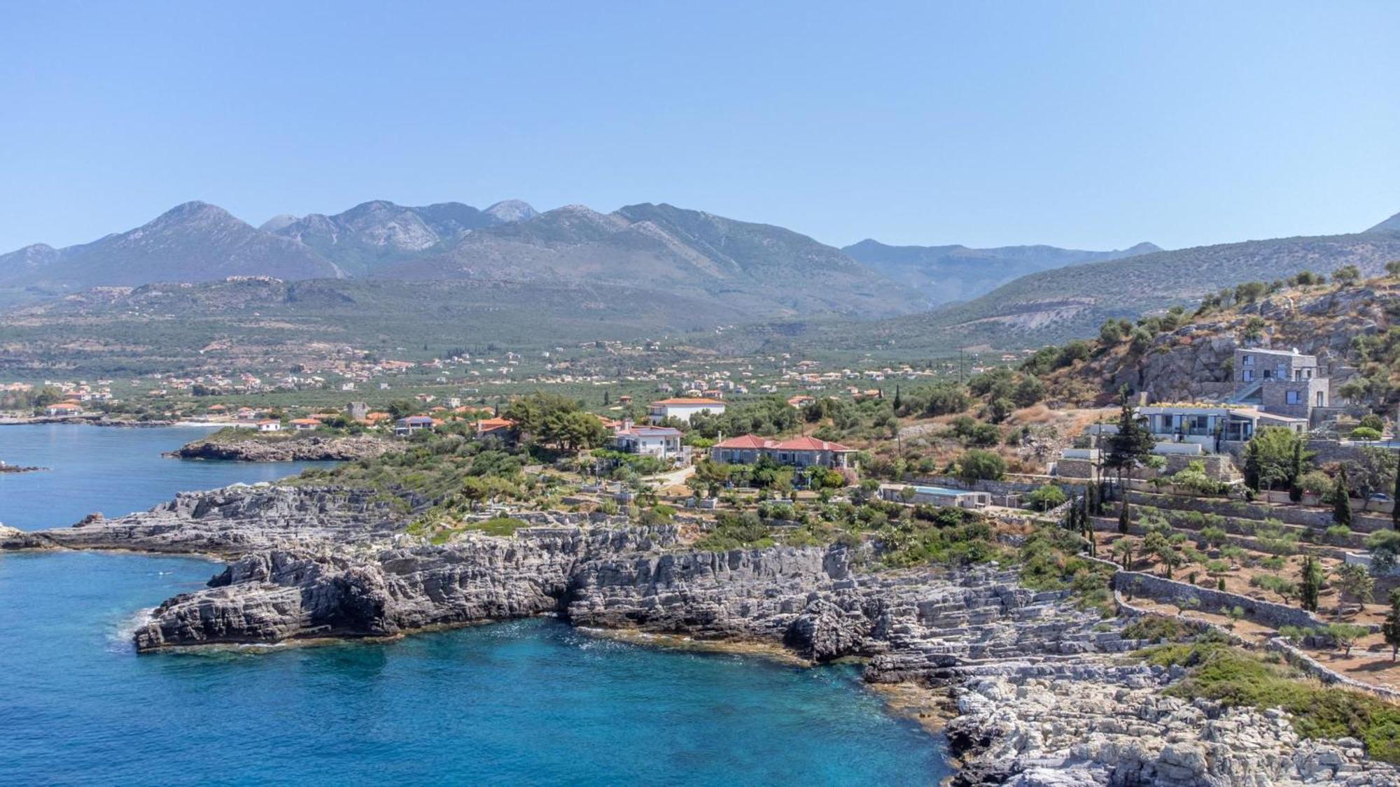 Mani Suites Agios Nikolaos  Exterior foto