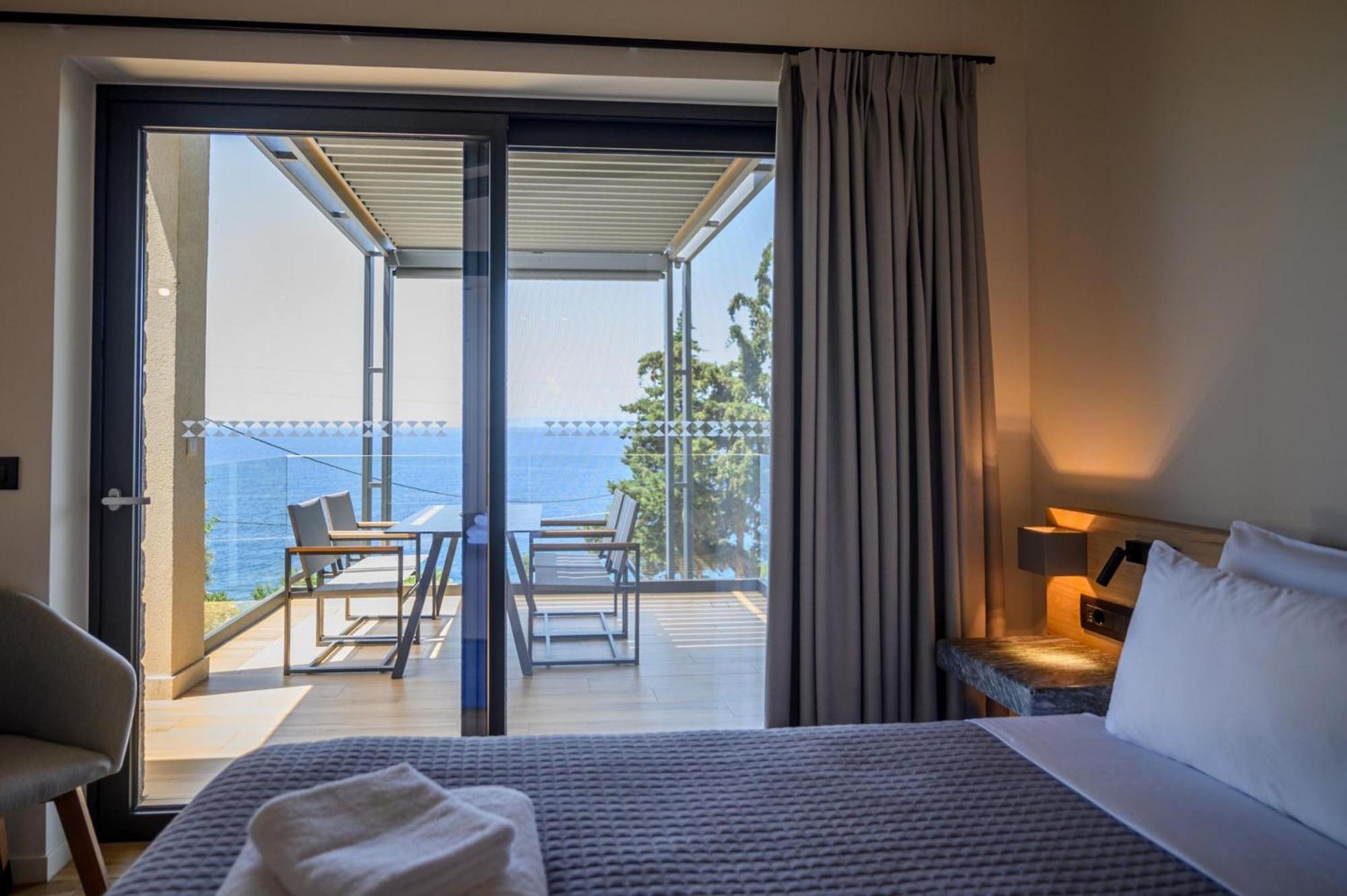 Mani Suites Agios Nikolaos  Exterior foto